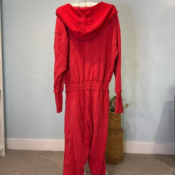 Cute red free people movement training day hoodie romper/ jumpsuit NWOT - Picture 6 of 7